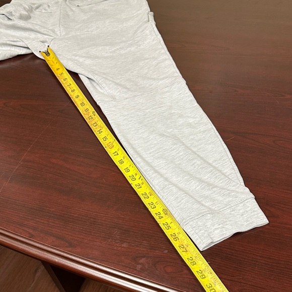 lululemon athletica Gray Sweatpants, String/Side & Back Pockets, NWOT - Picture 10 of 12